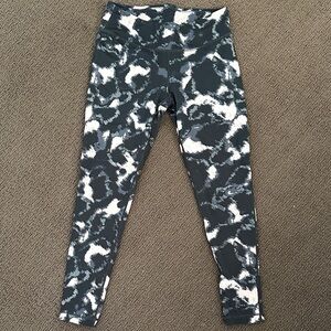 Reebok Women’s Black and White Leggings